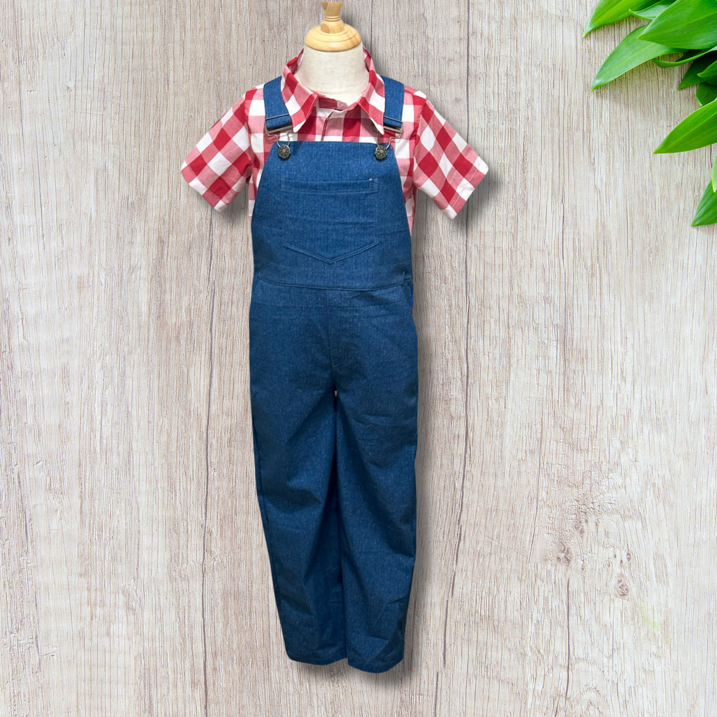 Fitzroy dungaree front.png